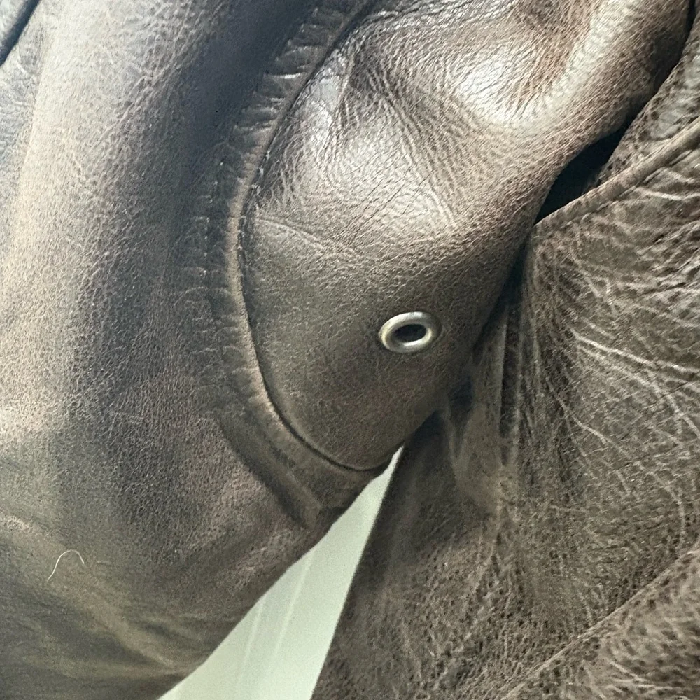 Vintage Structure Men's Brown Leather Bomber Jacket with Black Collar - Picture 4 of 8